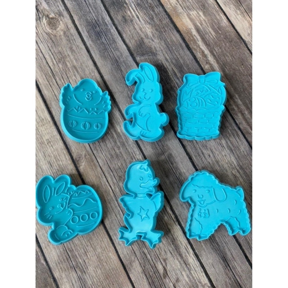 Vtg Cookie Cutter Lot of 6 Blue Plastic Easter Spring Duck Egg Bunny Lamb Basket